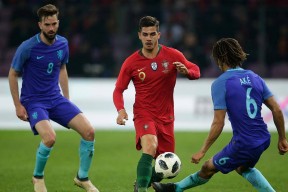 南宫网页版入口-德甲倒计时，达拉斯独行侠转会期止住颓势，细节引发关注，目标明确，数据趋势出现新变化的简单介绍